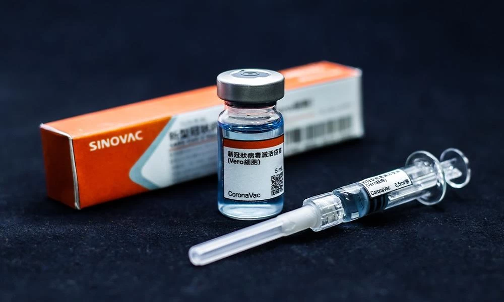 Βραζιλία: "Ψηφίζει" το κινεζικό εμβόλιο coronavac